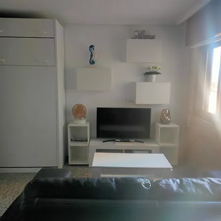 Estudio Tipo Loft En El Centro De Мугардос