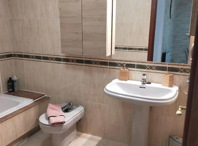 Estudio Tipo Loft En El Centro De Апартаменты Мугардос