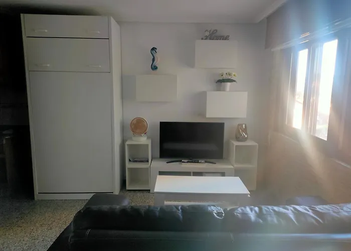 Estudio Tipo Loft En El Centro De Мугардос